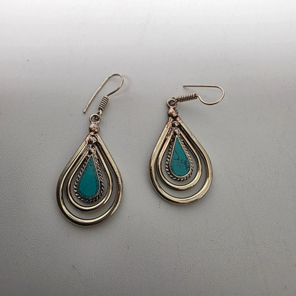 Tibetan Handmade Turquoise Gemstone Dangle Earrings Silvertone Boho Southwestern